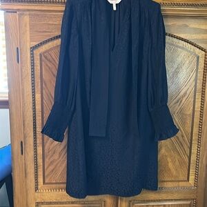 Rebecca Taylor Navy Silk Dress Size 6, subtle animal print. EUC